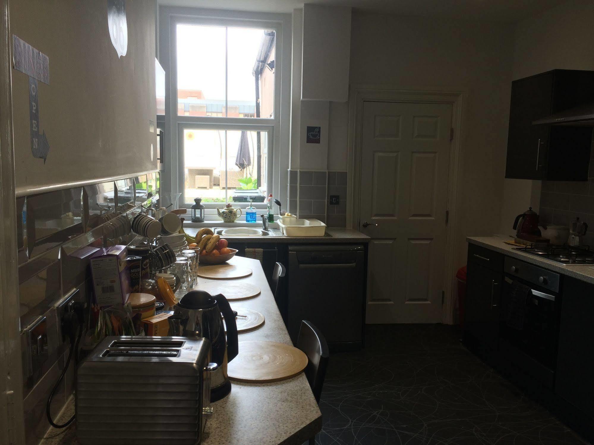 Regent Serviced Suites Doncaster Exterior photo